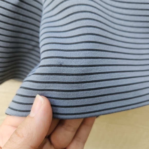 Lululemon Shaped Short in Sterling size 4 gray and black stripes ponte knit - Picture 6 of 11